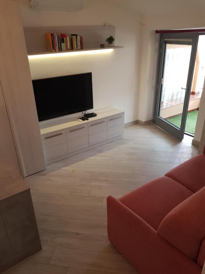 Trilocale Moderno In Centro Citta Apartment Turin Exterior photo