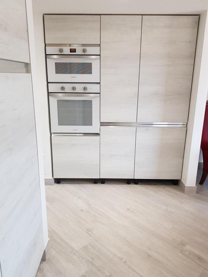 Trilocale Moderno In Centro Citta Apartment Turin Exterior photo