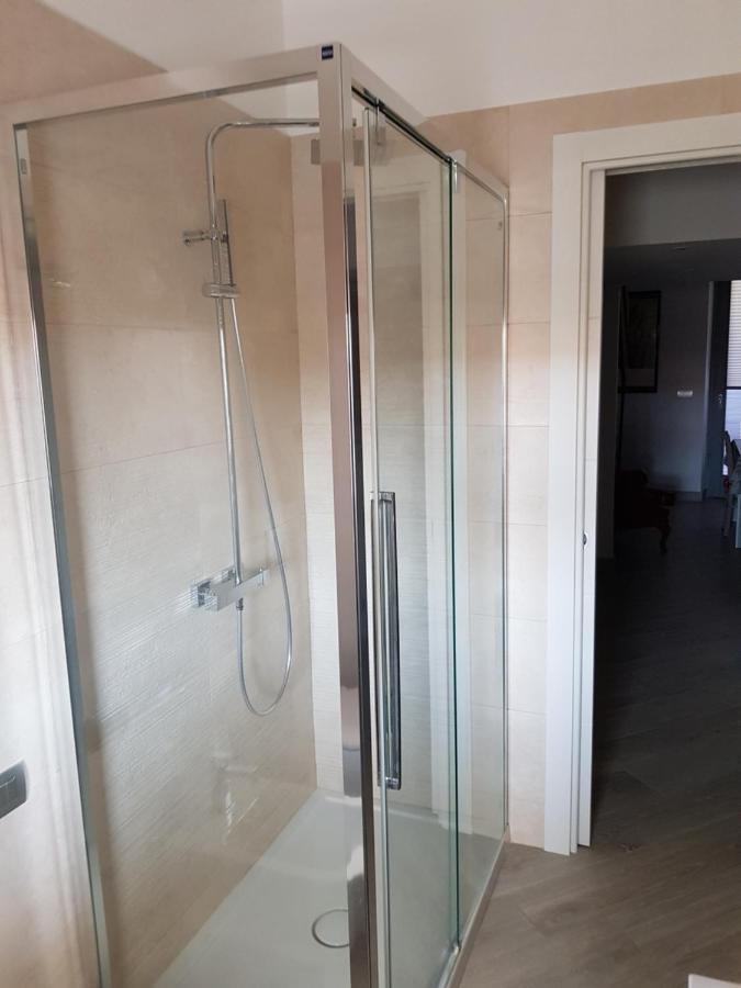 Trilocale Moderno In Centro Citta Apartment Turin Exterior photo